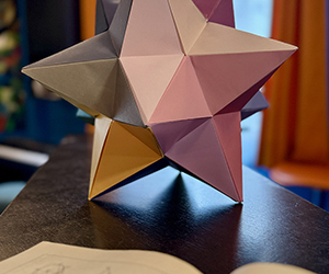 Origami Lesser Stellated Dodecahedron – Polyhedra Origami